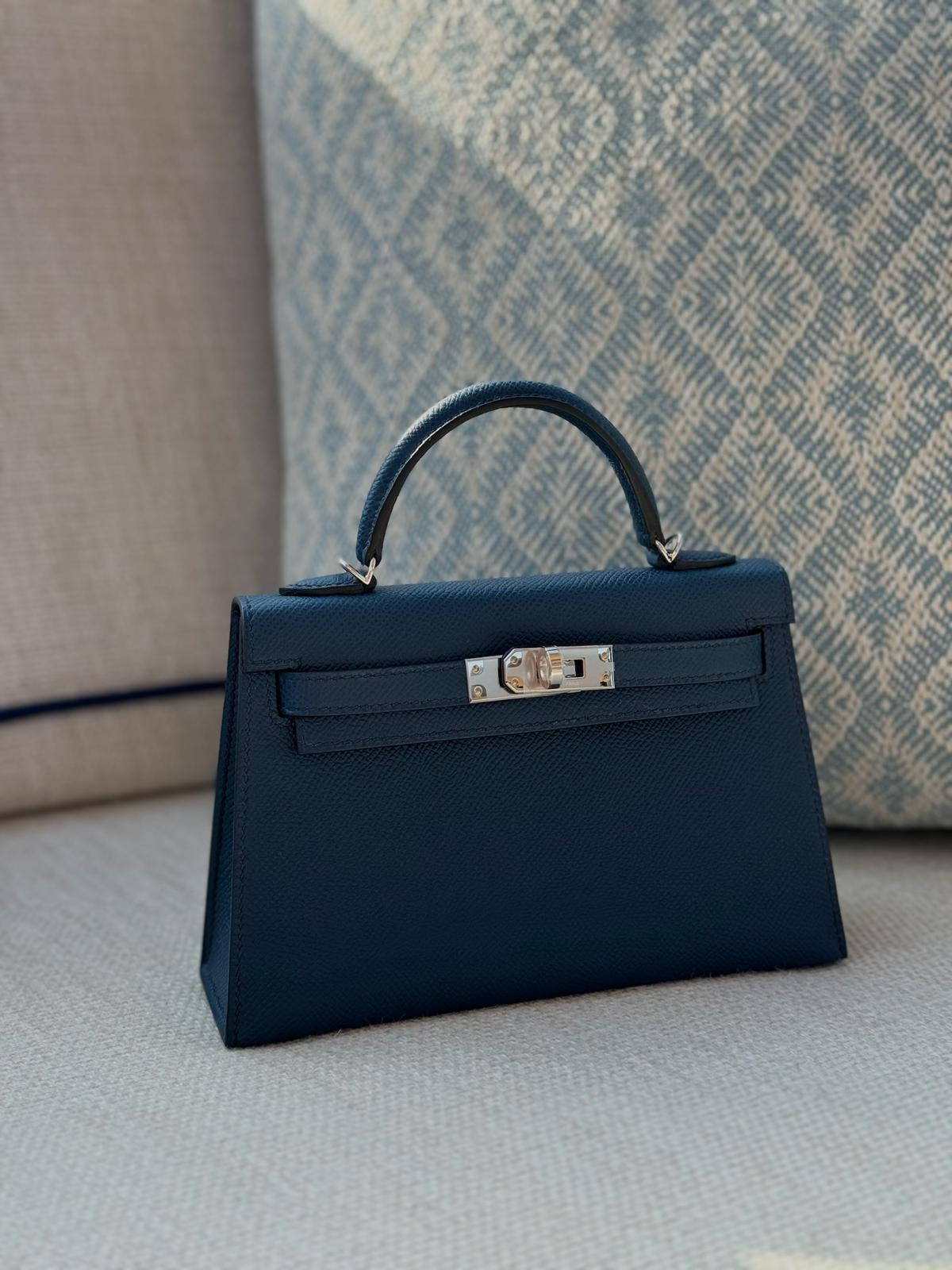 Hermès Mini Kelly 20 Black Epsom PHW