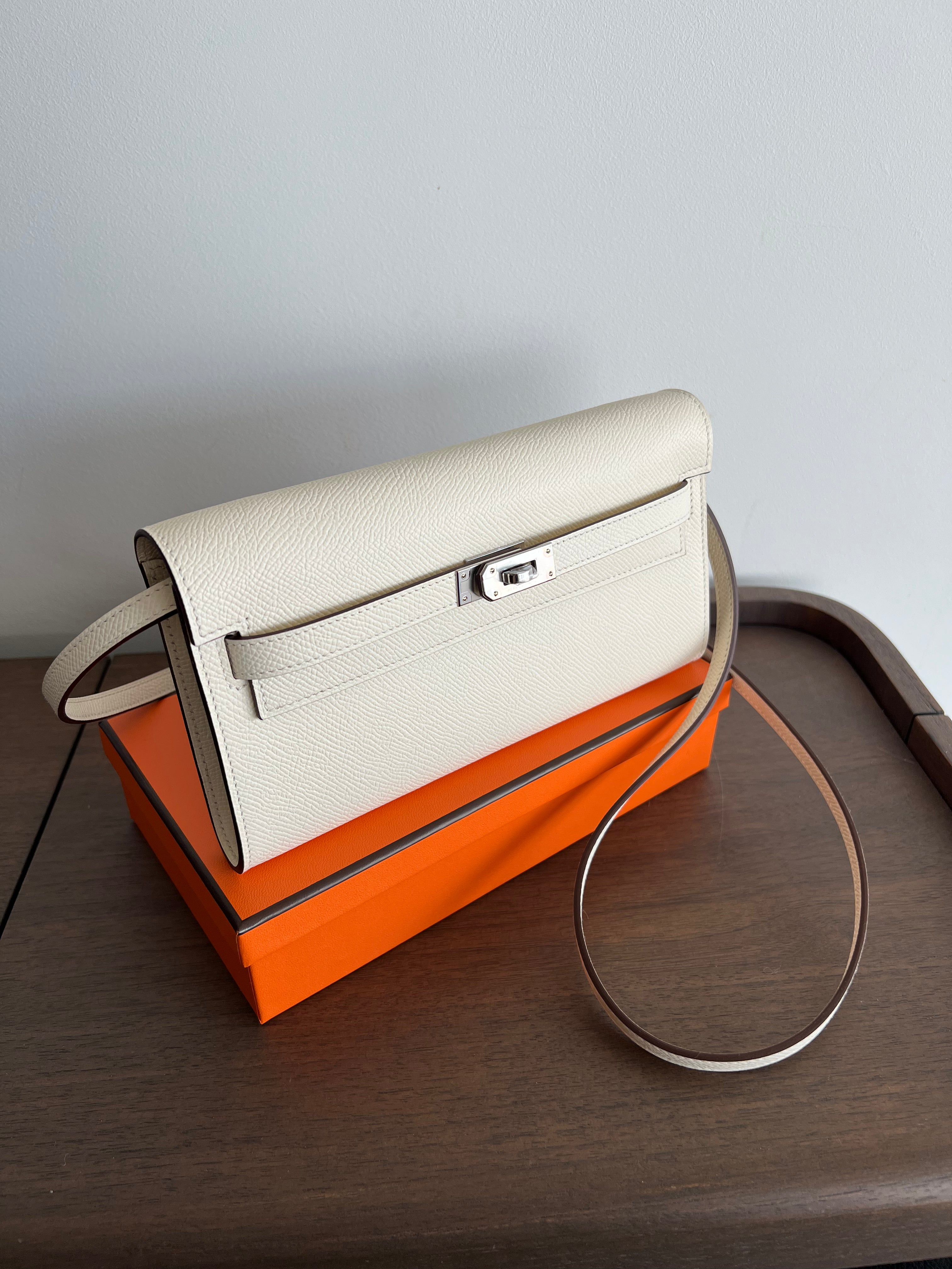 Hermès Kelly To Go Nata Epsom PHW