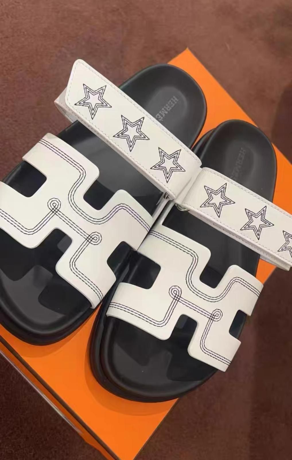 Hermès Chypre Sandals Star Embroidered (White)