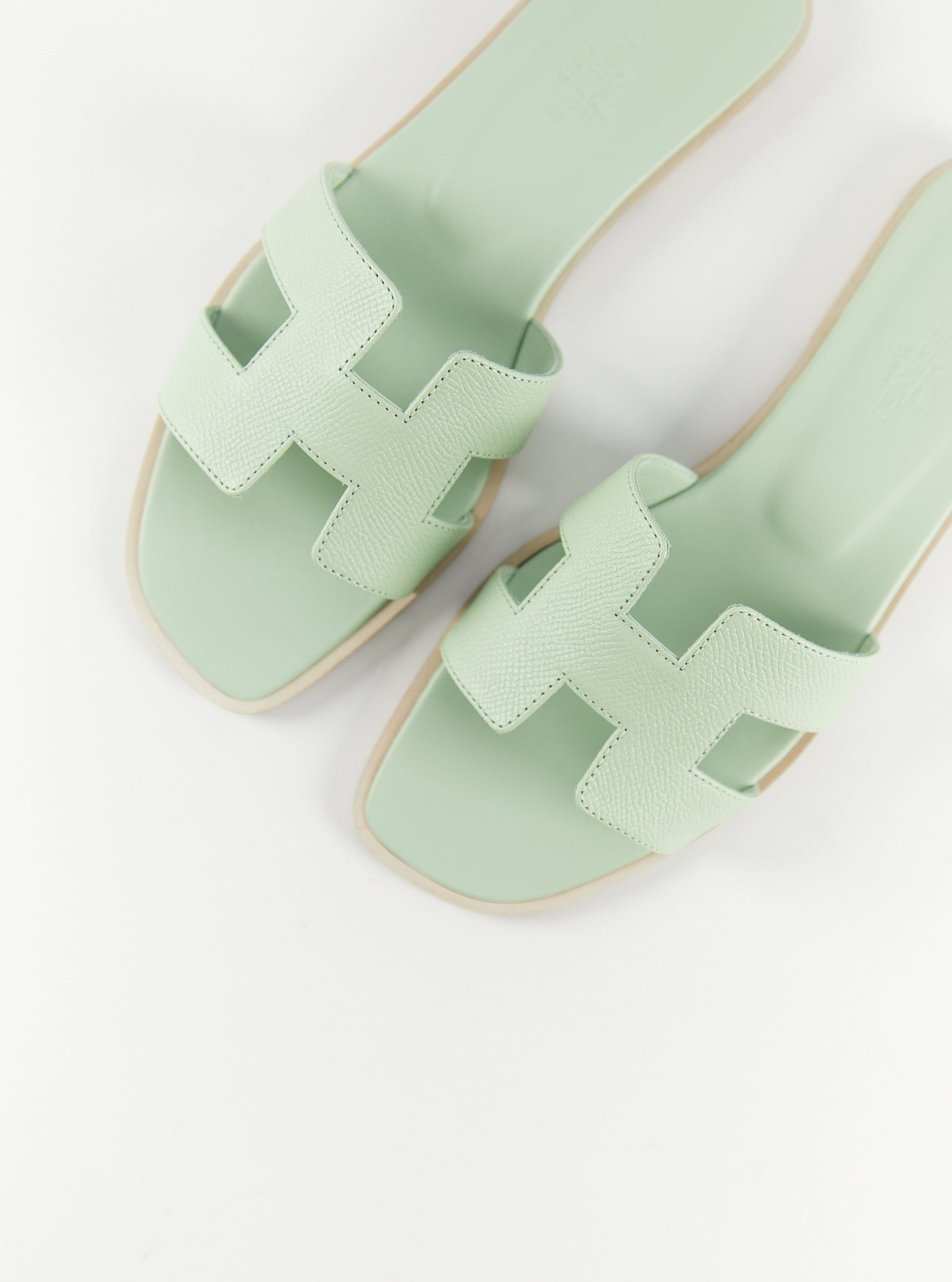 Hermès Oran Sandals (Vert Jade)