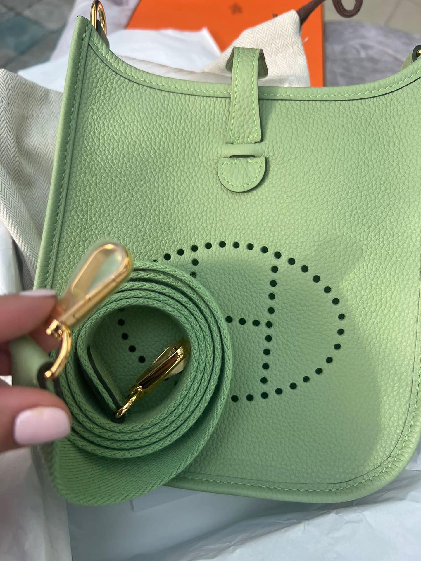 Hermès Mini Evelyne 16 Leather Bag Vert Criquet GHW