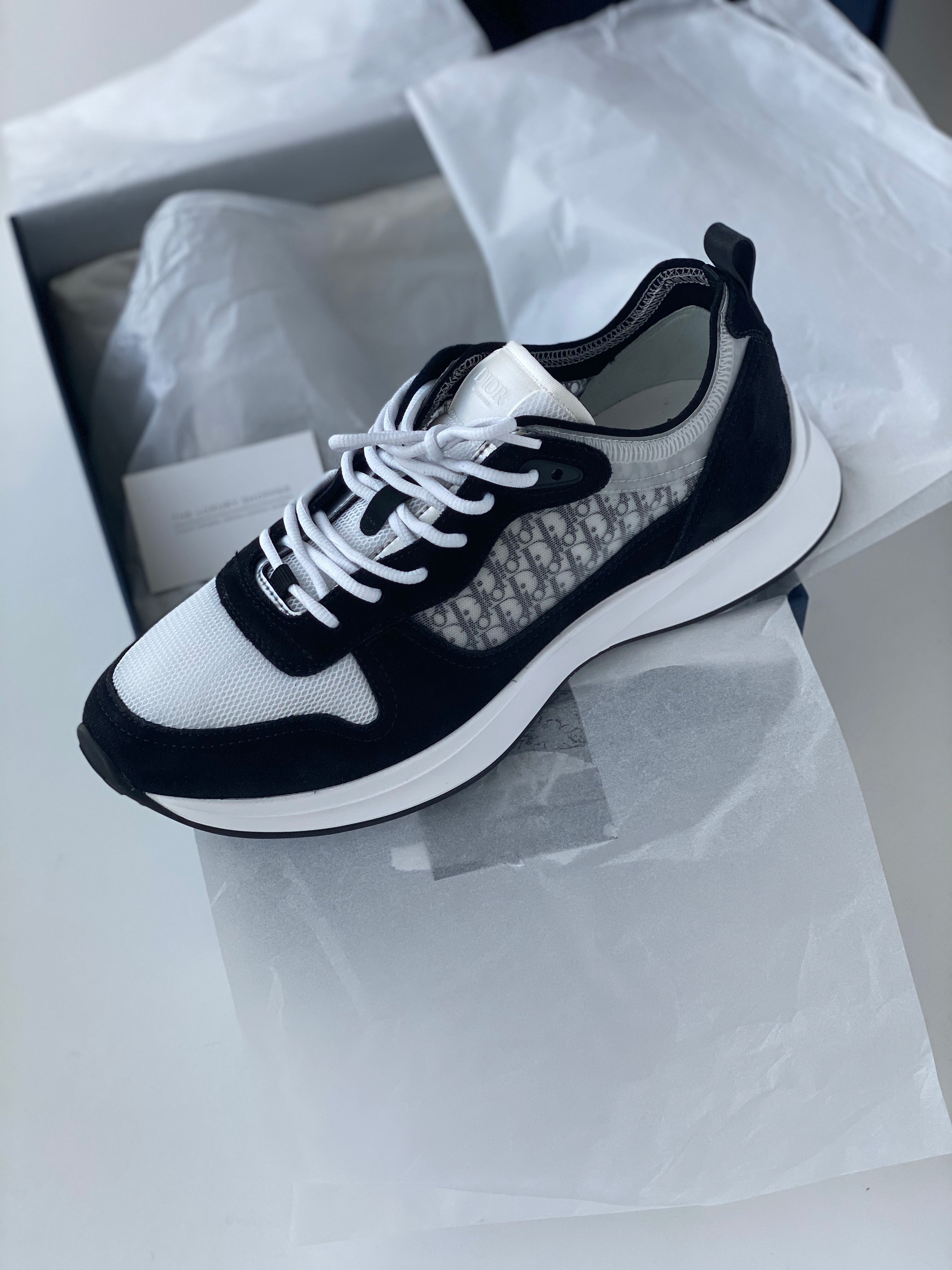 Dior B25 Oblique Runner Sneakers