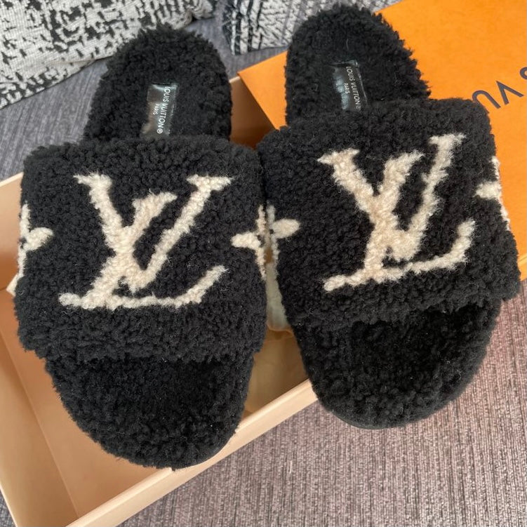 Louis Vuitton Bom Dia Flat Mules (Black)