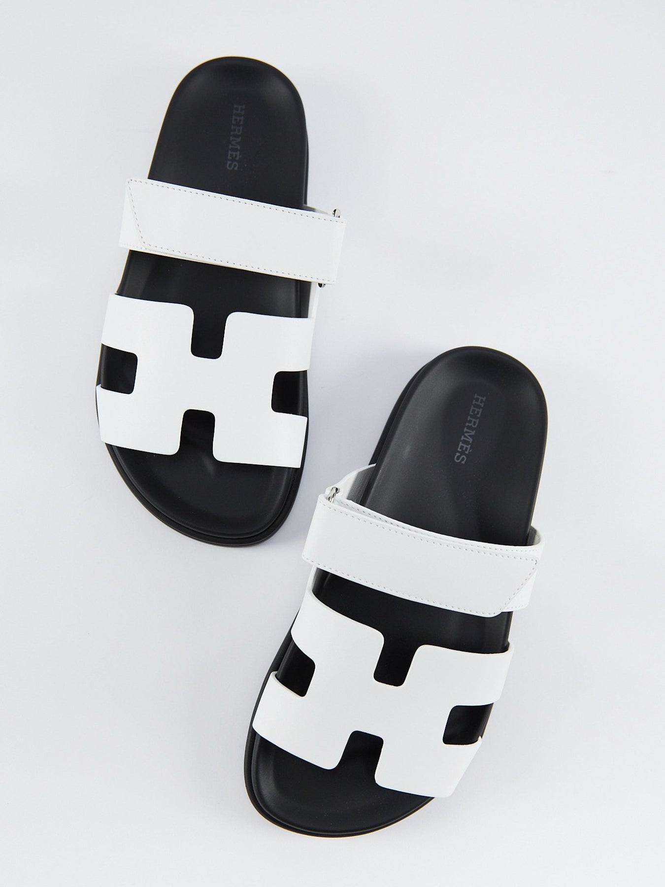 Hermès Chypre Sandals (White/Black)