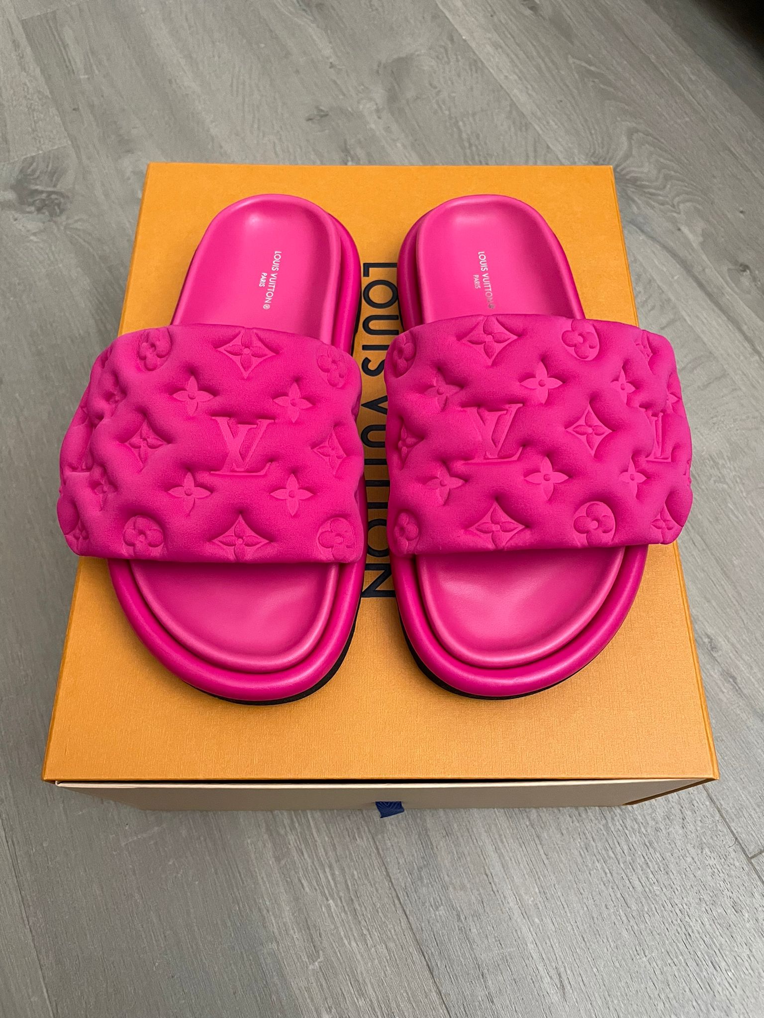 Louis Vuitton Pool Pillow Comfort Mules (Fuchsia Pink)