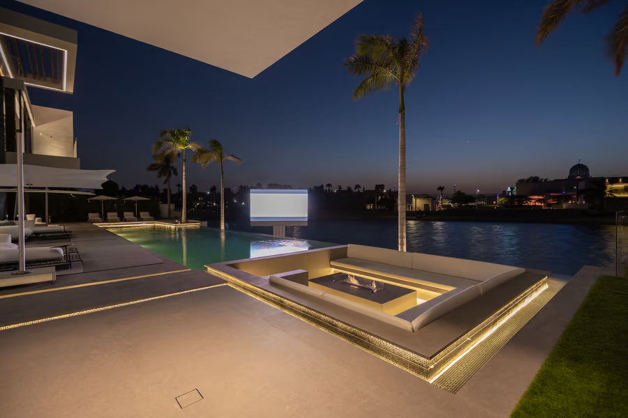 Incredible Custom-Built Villa in Palm Jumeirah