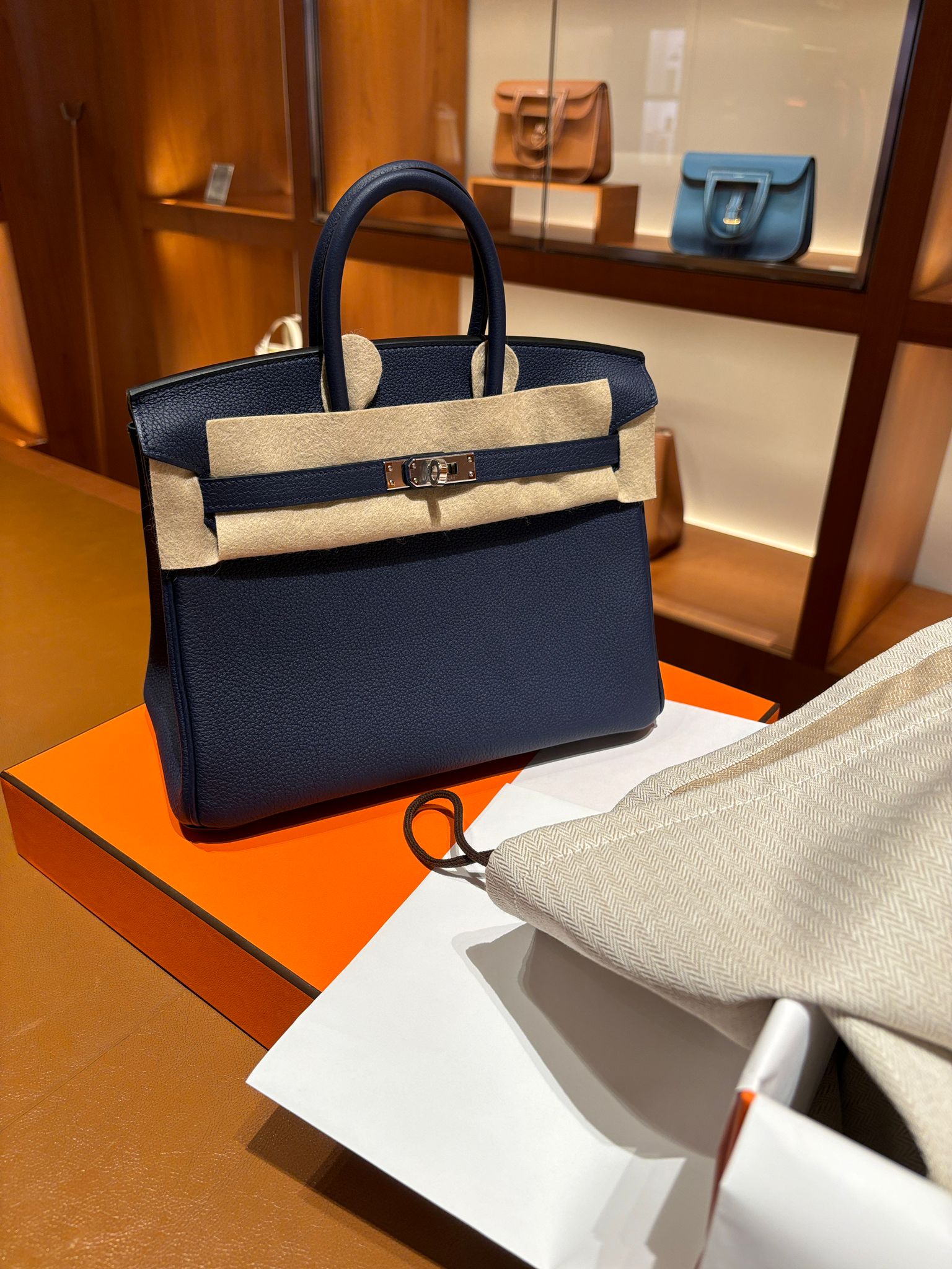 Hermès Birkin 25 Veau Togo Bleu Navy PHW