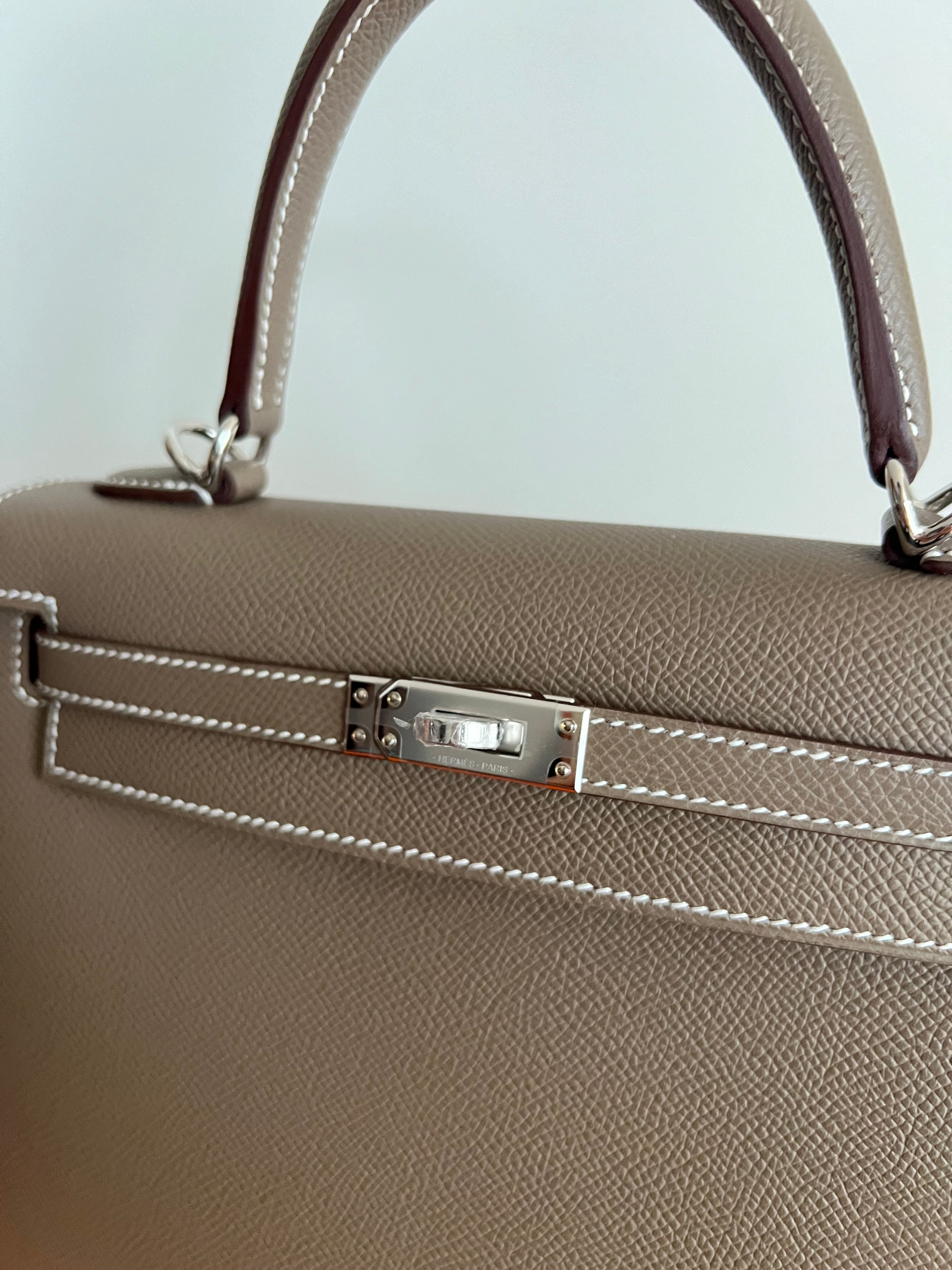 Hermès Kelly 25 Sellier Epsom Etoupe PHW