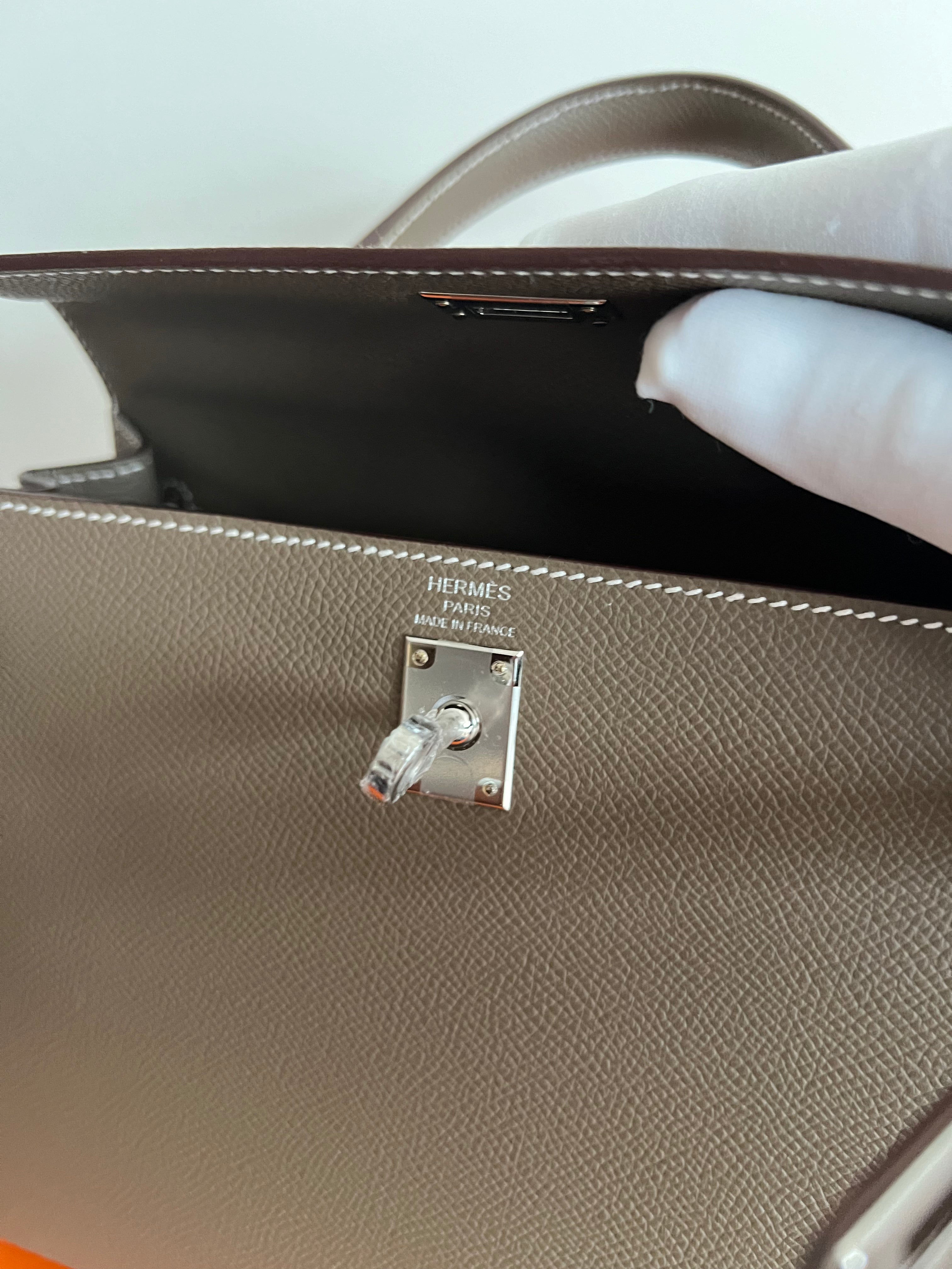 Hermès Kelly 25 Sellier Epsom Etoupe PHW