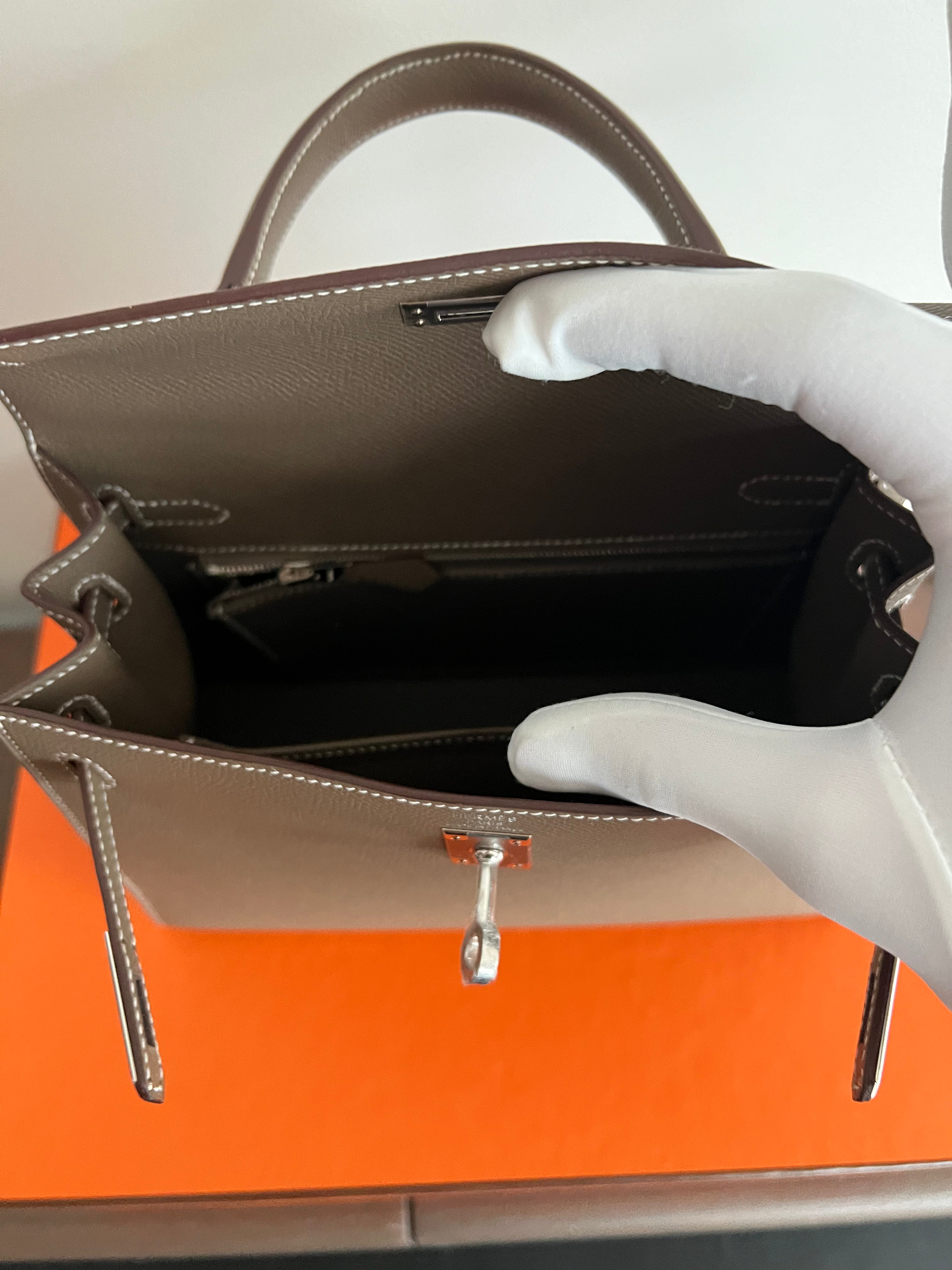 Hermès Kelly 25 Sellier Epsom Etoupe PHW