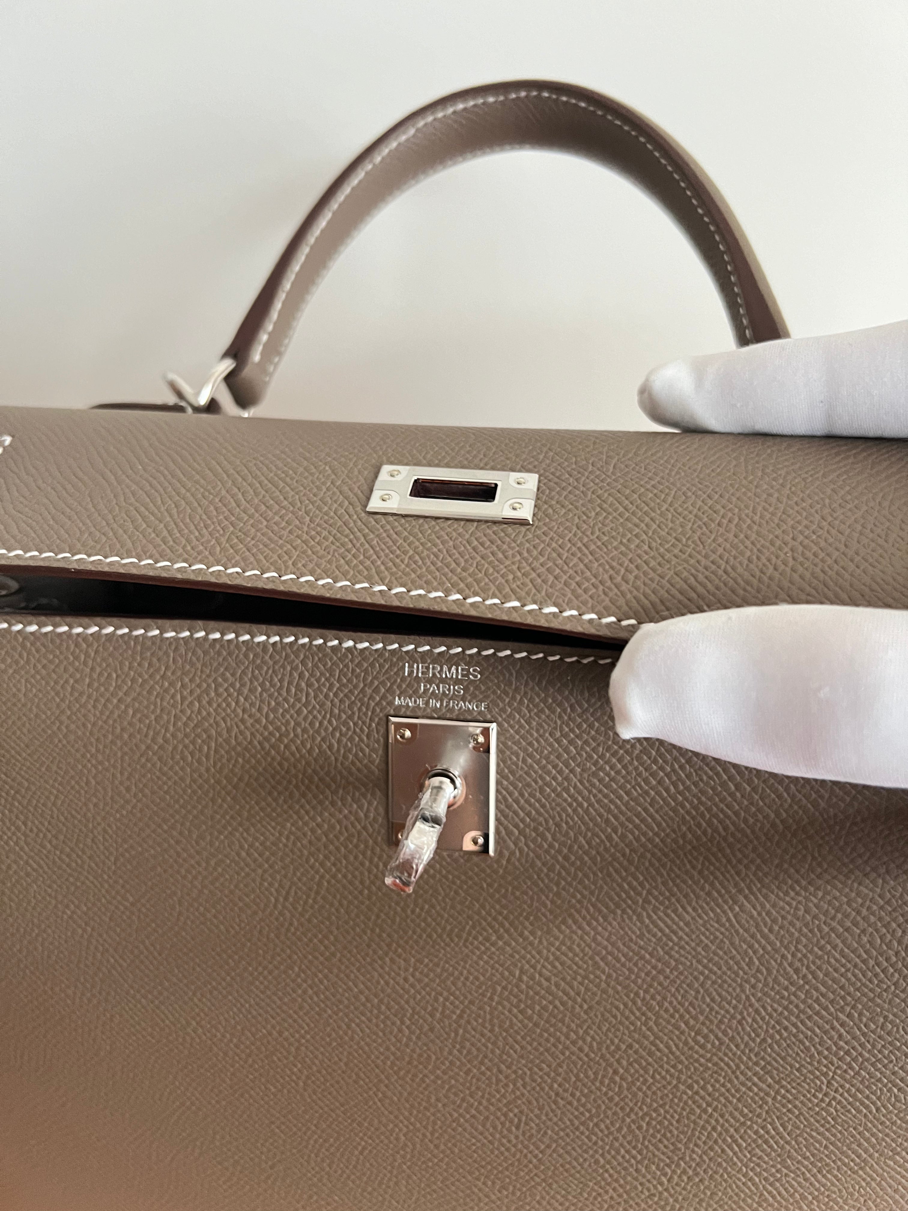 Hermès Kelly 25 Sellier Epsom Etoupe PHW