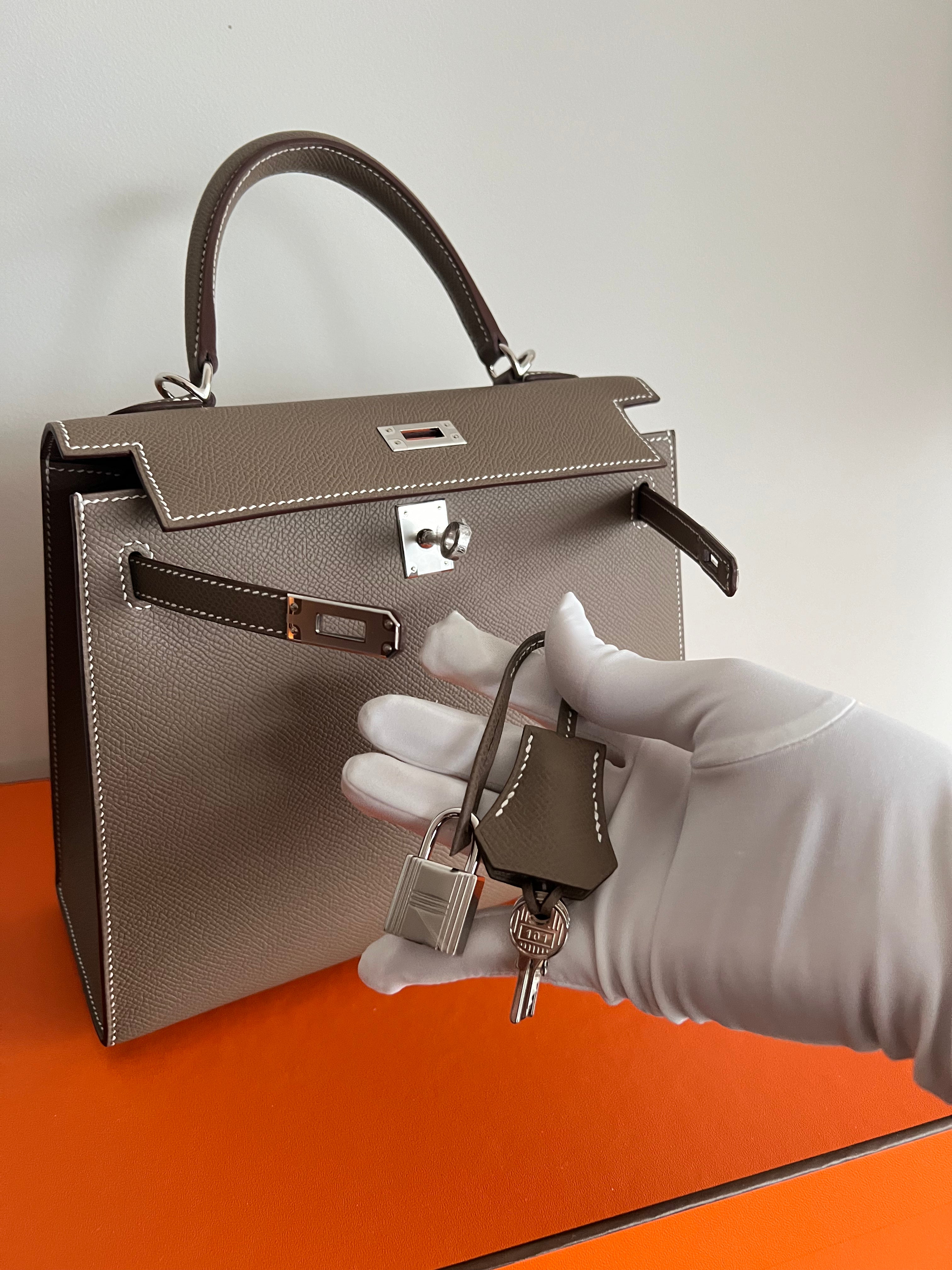 Hermès Kelly 25 Sellier Epsom Etoupe PHW