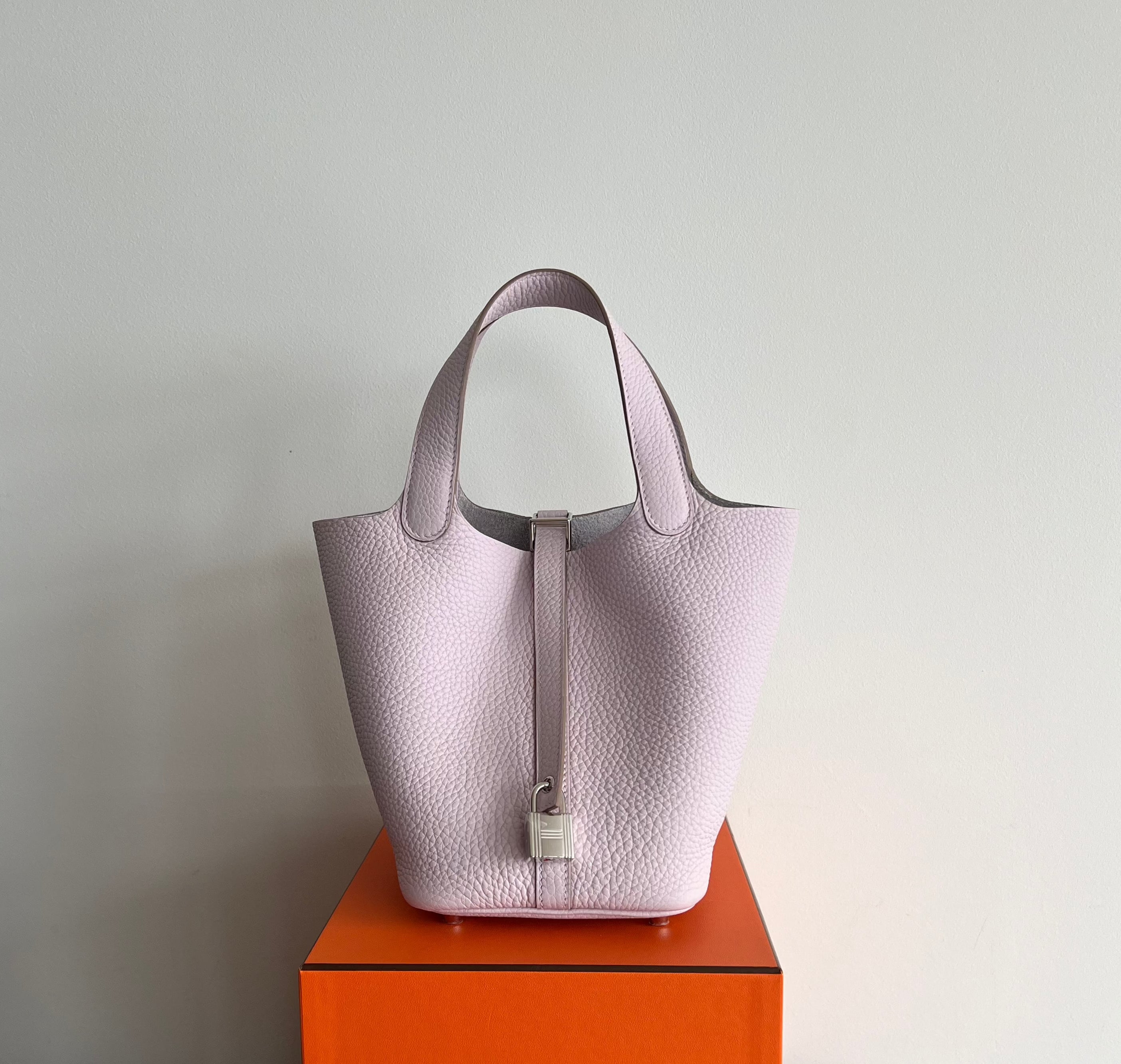 Hermès Picotin 18cm Mauve Pale PHW