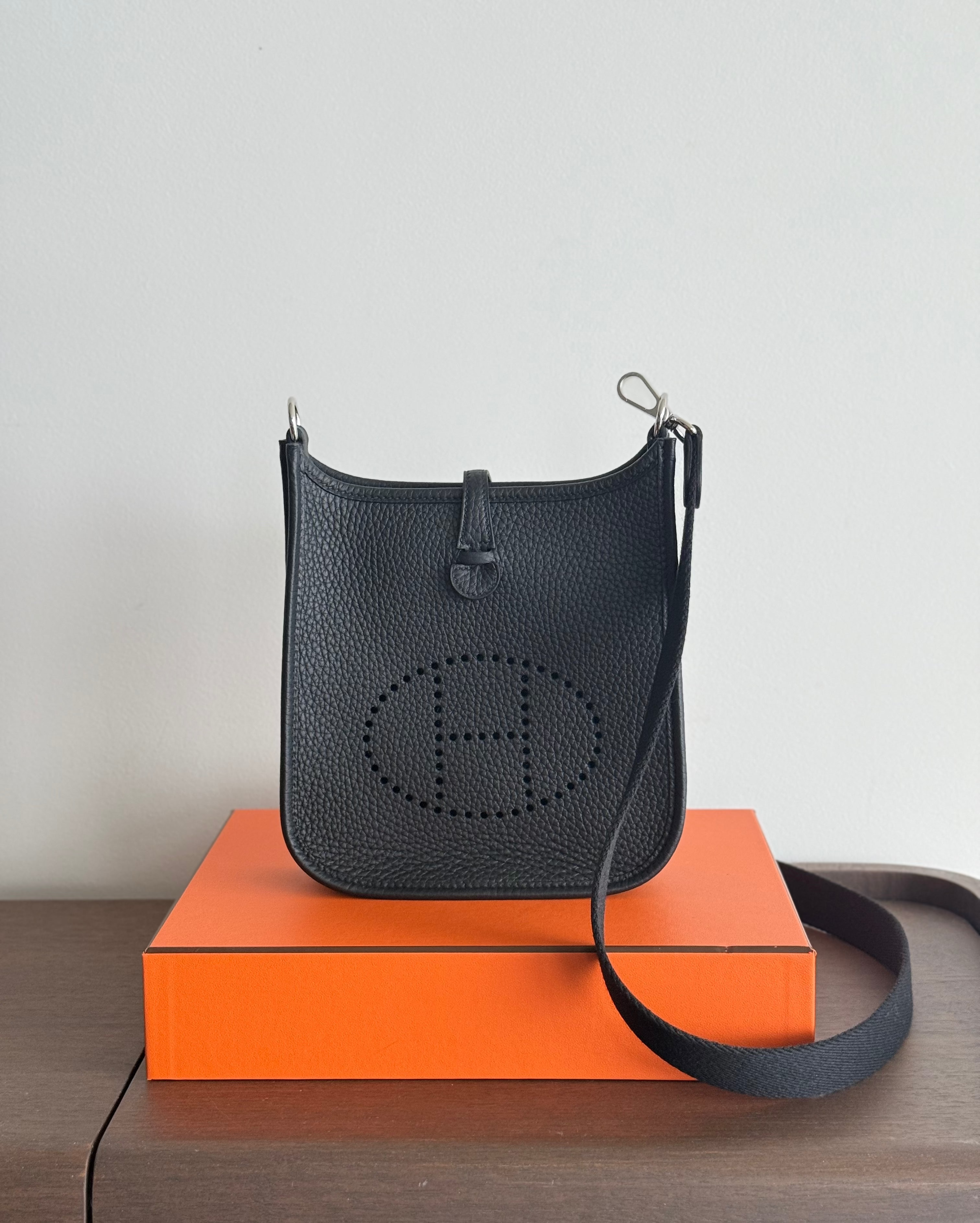Hermès Mini Evelyne 16 Leather Bag Black Clemence Palladium Hardware