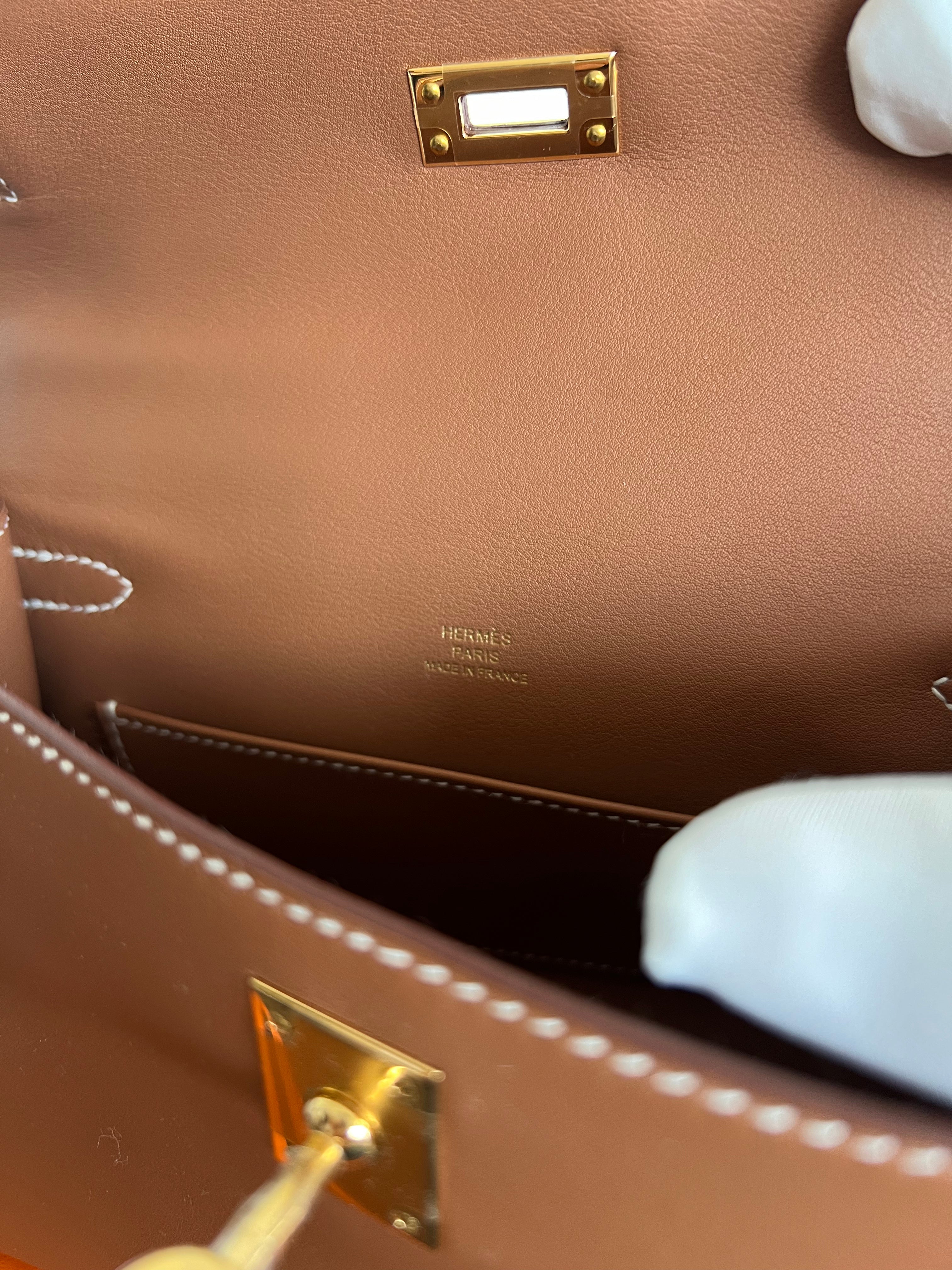 Hermès Kelly Pochette Gold Swift GHW