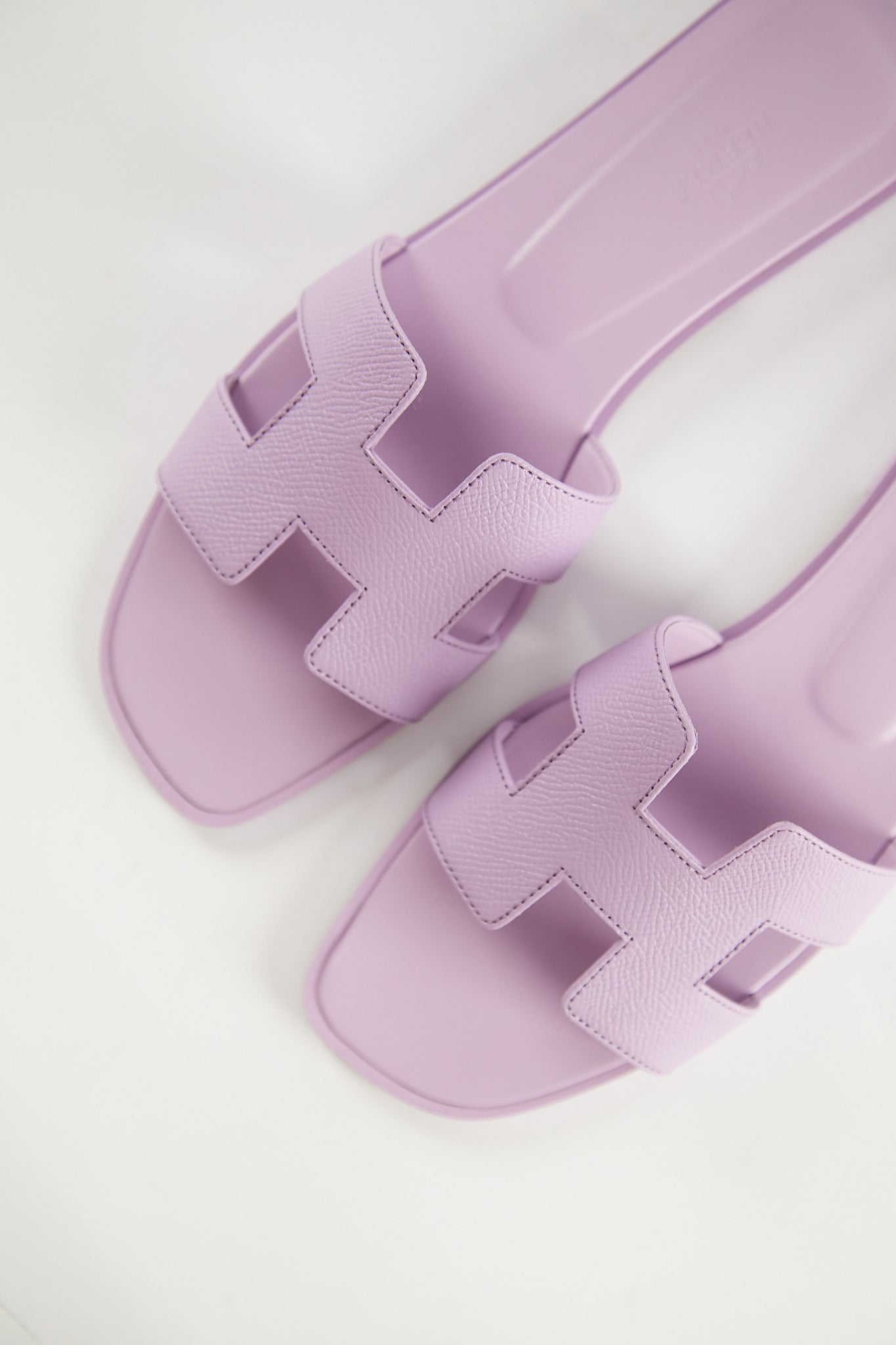 Hermès Oran Sandals (Violet Améthyste)
