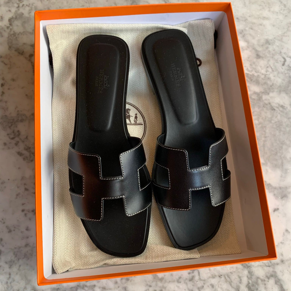 Hermès Oran Leather Sandals Black