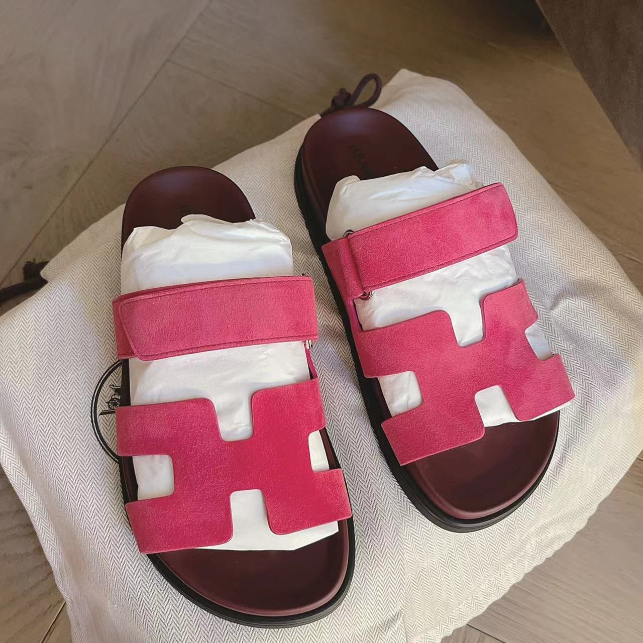 Hermès Chypre Sandals (Rose Framboise)