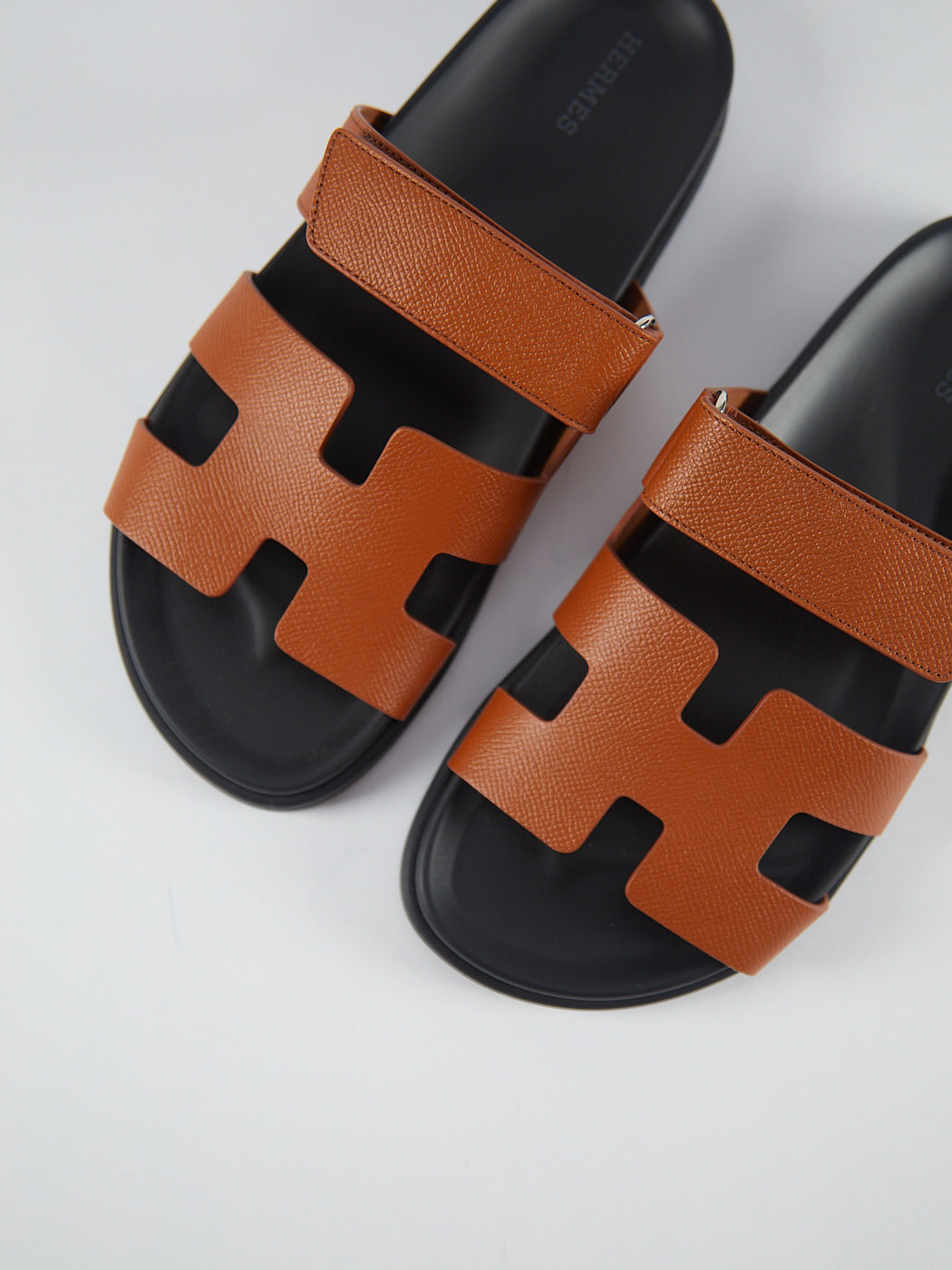 Hermès Chypre Sandals Epsom (Naturel/Black)