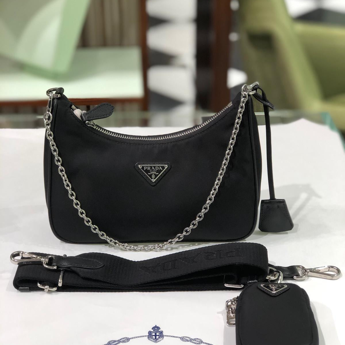 Cross Body Prada Nylon Handbags Prada Re-Edition 2005 Nylon Bag (Black)